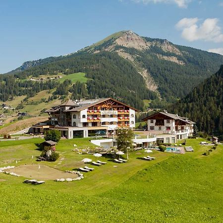 Og Granvara Relais And Spa Wolkenstein in Gröden Exterior foto