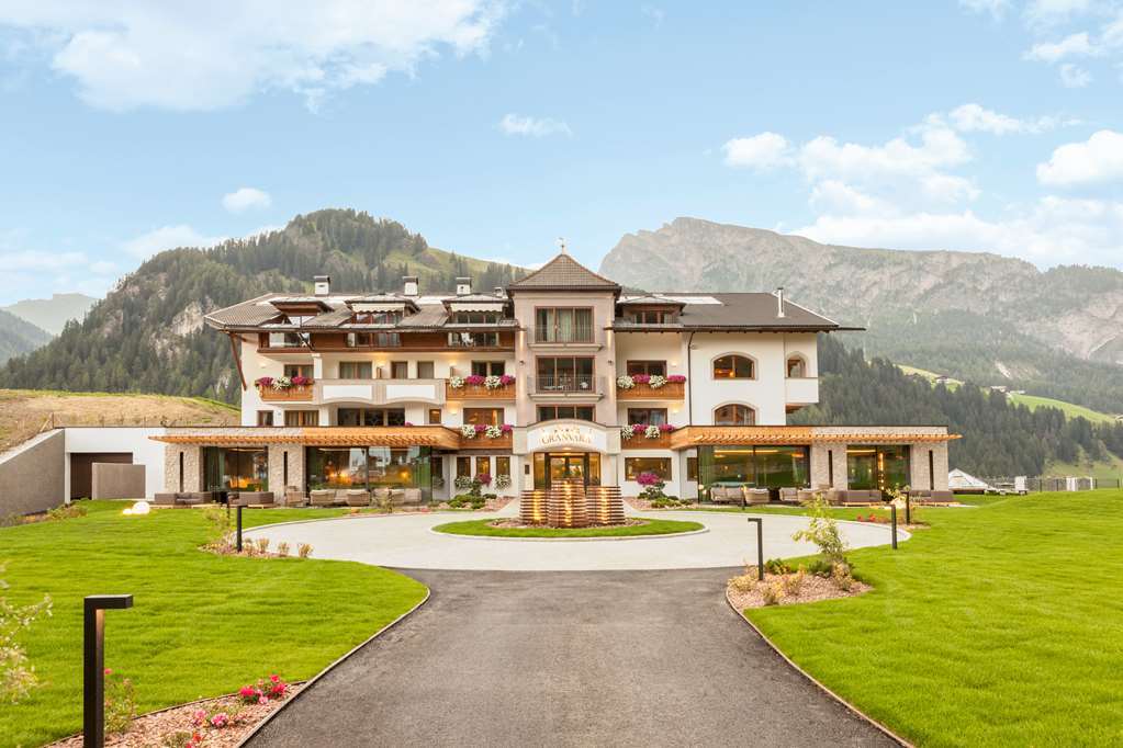 Og Granvara Relais And Spa Wolkenstein in Gröden Exterior foto